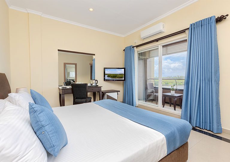 The Waterfront Hotel and Choy's Restaurant Deluxe Double Rooms with Lagoon View