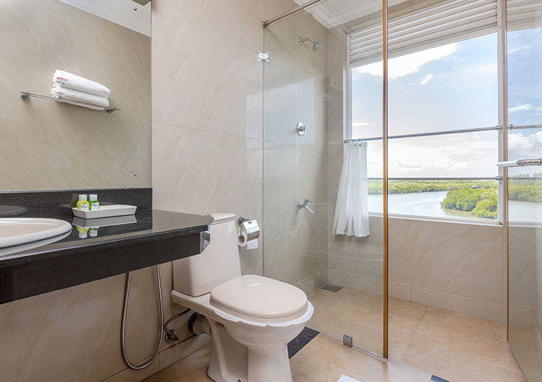 The Waterfront Hotel and Choy's Restaurant Deluxe Double Rooms with Lagoon View